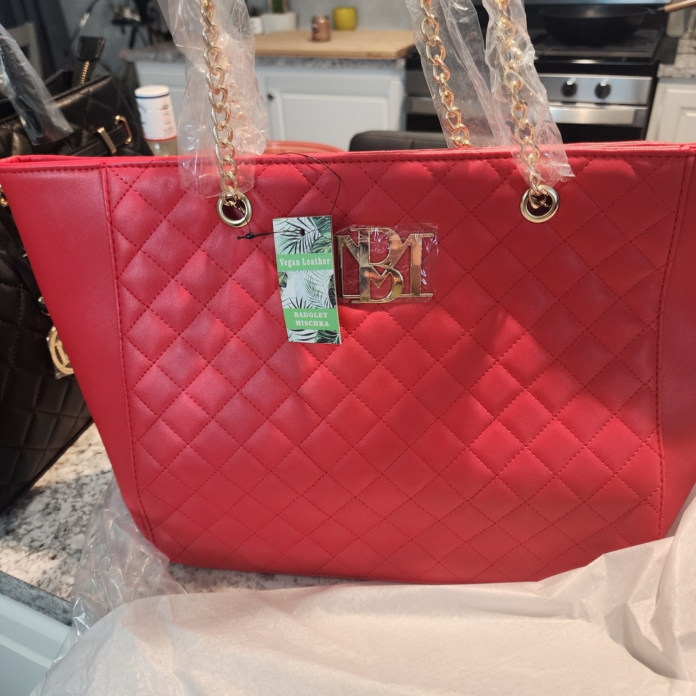 New Badgley Mischka Red Quilted Tote with Gold Accents 15 x 11